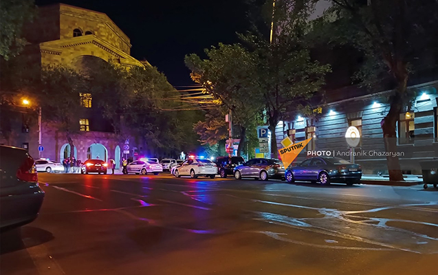 Paşinyan sərhəddəki gərginliklə bağlı iclas KEÇİRİR Paşinyan sərhəddəki gərginliklə bağlı iclas KEÇİRİR