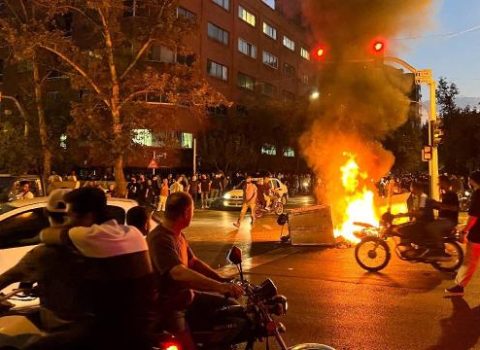Kanada Məhsa Əmininin ölümünə görə məsuliyyət daşıyanlara sanksiya TƏTBİQ EDƏCƏK