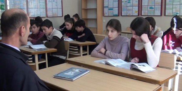 75 il əvvəl tikilən təhsil ocağının son durumu – VİDEO 75 il əvvəl tikilən təhsil ocağının son durumu – VİDEO