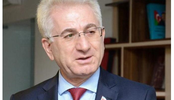 “Bizi əl çalmağa çağırmısınız!” – Nazirlə deputat arasında QALMAQAL “Bizi əl çalmağa çağırmısınız!” – Nazirlə deputat arasında QALMAQAL