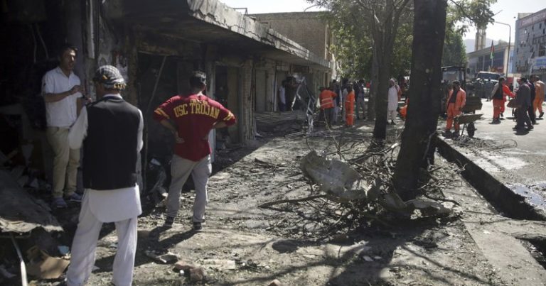 Taliban BMT-nin qadın əməkdaşlarını təqib edir Taliban BMT-nin qadın əməkdaşlarını təqib edir