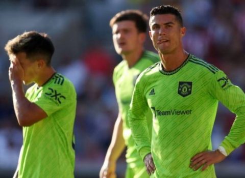 “Mançester Yunayted”in 12 futbolçusu ZƏHƏRLƏNDİ