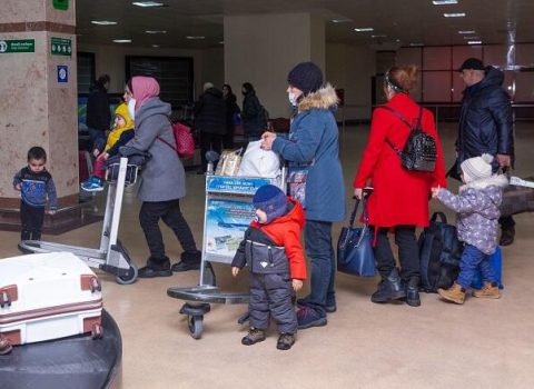 UNICEF qışda ukraynalı qaçqınların sayının 800 minə çatacağını gözləyir