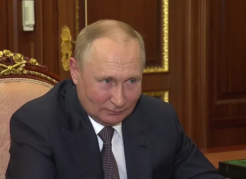 Rusiyalı politoloq: “Xerson alınandan sonra Putin xəstə elan oluna və istefaya göndərilə bilər” – VİDEO