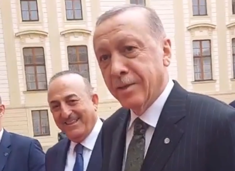 Ərdoğanın Praqada azərbaycanlı jurnalistlə maraqlı dialoqu – VİDEO