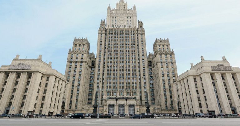 Makron Moskvanın Bakı və İrəvanla arasını vurur – Rusiya XİN Makron Moskvanın Bakı və İrəvanla arasını vurur – Rusiya XİN