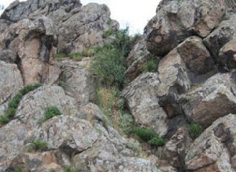 Göygöldə gənc oğlan qayadan YIXILDI
