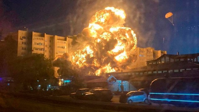 Yeysk şəhərindəki yanğın söndürüldü: 5 ölü, 25 yaralı – YENİLƏNİB / VİDEO Yeysk şəhərindəki yanğın söndürüldü: 5 ölü, 25 yaralı – YENİLƏNİB / VİDEO