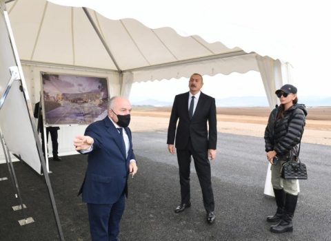 Prezident və birinci xanım Zəngilan hava limanında – YENİLƏNİB