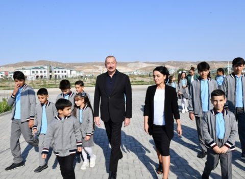 Prezident və birinci xanım Ağalıda uşaqlarla gəzintidə – VİDEO