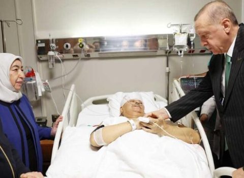 Ərdoğan Binəli Yıldırımı xəstəxanada ziyarət etdi