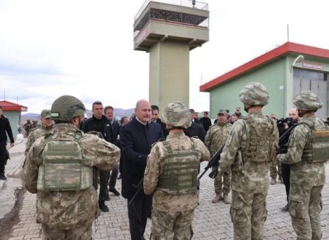 Süleyman Soylu İranla sərhədə getdi