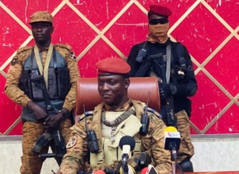 Burkina-Fasoya qiyamçıların lideri rəhbərlik edir