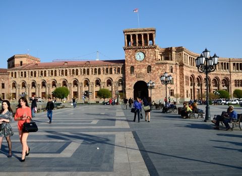 Ermənilər indi də Avropada KİŞİ axtarırlar? – Nigar Arpadaraidən PAYLAŞIM