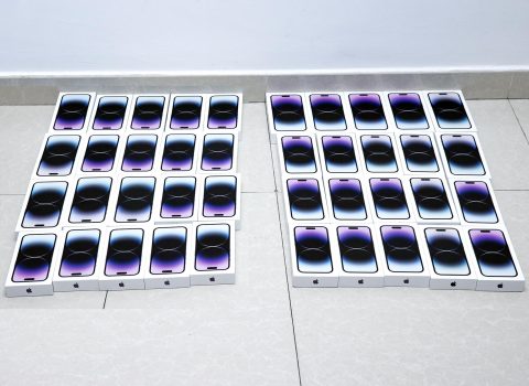 Azərbaycana 40 ədəd “iPhone”nin qanunsuz keçirilməsinin qarşısı alındı