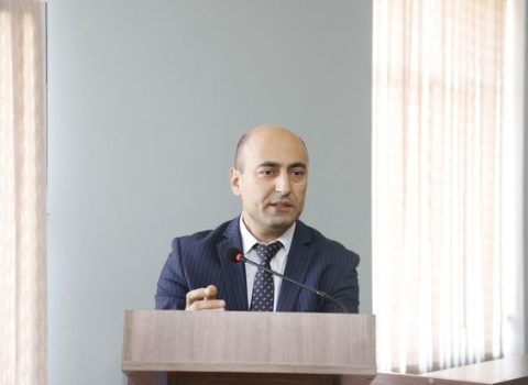 Azərbaycanda universitet rəhbərinin səs yazısı yayıldı: “Hamınızı pis günə qoyacağam” – YENİLƏNİB