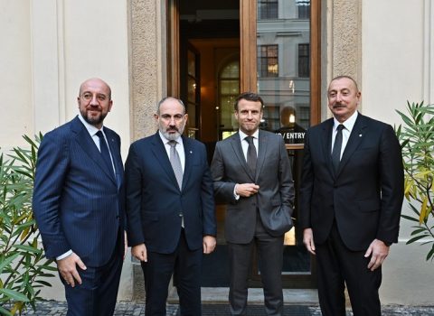 Prezident İlham Əliyevdən Makrona DİPLOMATİK SAVAŞ – Əziz Əlibəyli ilə ÖZƏL