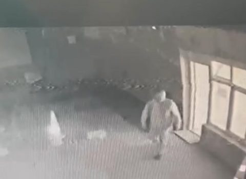 Sumqayıtda oğul atasının obyektini yandırdı – VİDEO