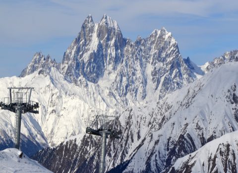 Gürcüstanda itkin düşən alpinistlərin meyitləri tapıldı