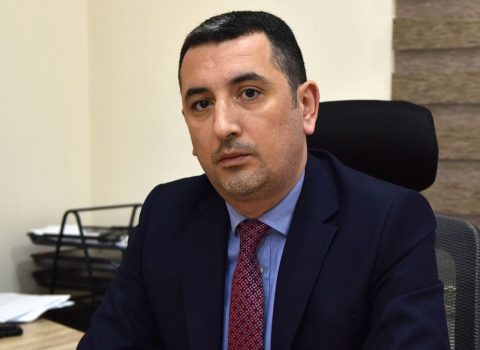 Cahangir Həsənli: “Media subyektləri əməkdaşına öz redaksiya vəsiqələrini verməkdə sərbəstdir”