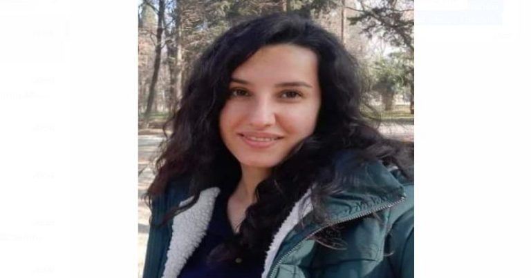 Şəhidin tələbə bacısı əməliyyatdan üç gün sonra vəfat etdi Şəhidin tələbə bacısı əməliyyatdan üç gün sonra vəfat etdi