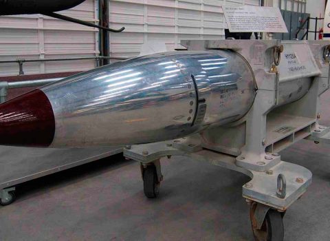 ABŞ Avropada atom bombalarının yerləşdirilməsini SÜRƏTLƏNDİRİR