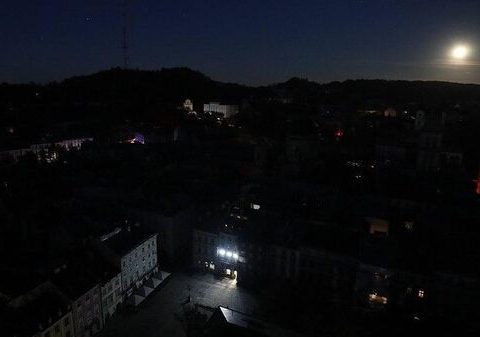 Arestoviçdən XƏBƏRDARLIQ: Ukrayna susuz, işıqsız və istiliksiz qala bilər