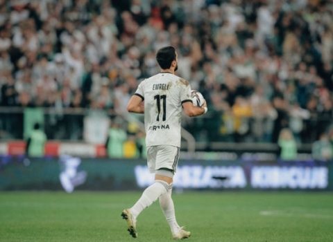 FIFA Mahir Emrelini cəzalandırdı