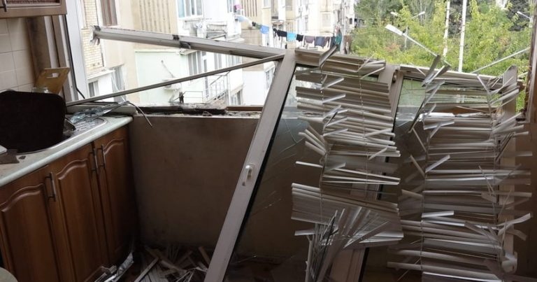 Bakıda yaşayış binasında partlayış oldu Bakıda yaşayış binasında partlayış oldu