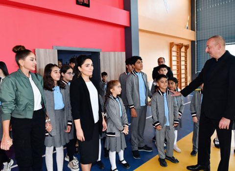 “Gələcəkdə sizin kimi uşaqlar ölkəmizi idarə edəcəklər” – VİDEO
