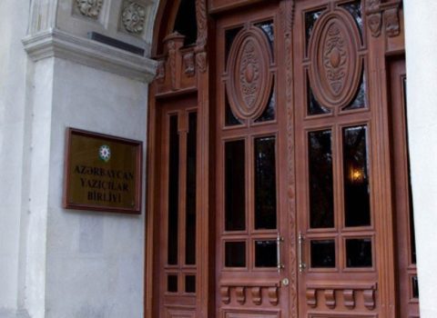 AYB-nin qurultay şousu: Anarı ömürlük sədr seçməklə bu komediyaya SON QOYULSUN!