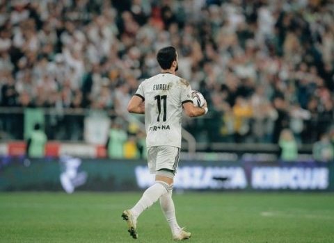 “Dinamo” Mahir Emreli ilə müqaviləni pozmaq istəyib