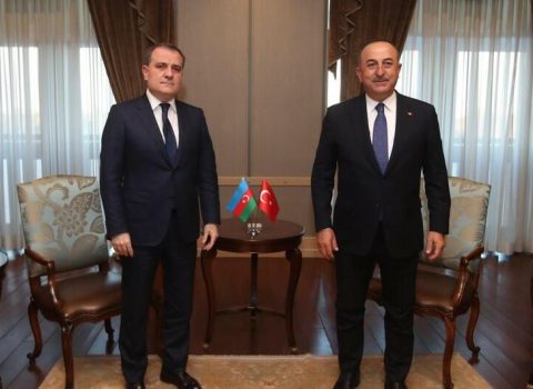 Bayramov Çavuşoğlu ilə danışdı
