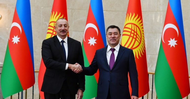 İlham Əliyevin Bişkekdə rəsmi qarşılanma mərasimi oldu İlham Əliyevin Bişkekdə rəsmi qarşılanma mərasimi oldu