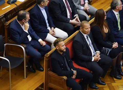 Neymar məhkəmədə ifadə verdi