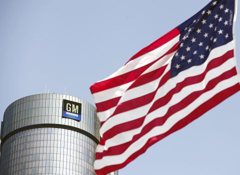 “General Motors” Twitter-də reklamlarını DAYANDIRDI