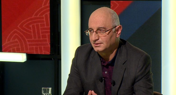 “Ermənistanı silahla təmin etməyə heç nə mane ola bilməz” – İranlı deputat “Ermənistanı silahla təmin etməyə heç nə mane ola bilməz” – İranlı deputat