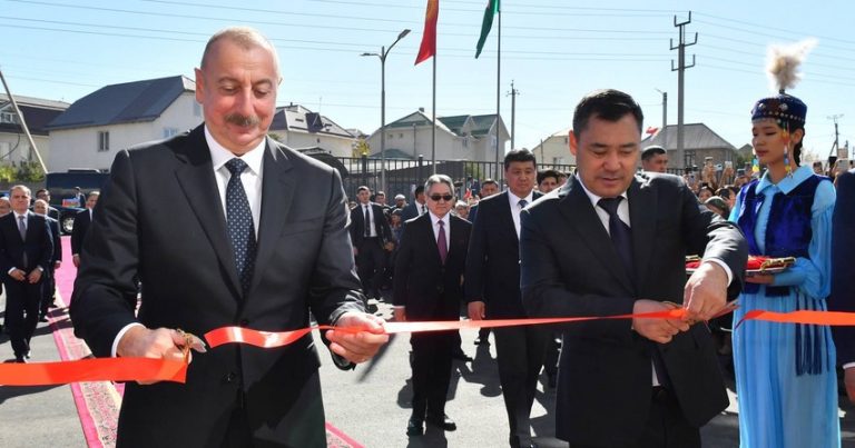 Bişkekdə Nizami Gəncəvi adına məktəbin açılış mərasimi keçirildi – YENİLƏNİB Bişkekdə Nizami Gəncəvi adına məktəbin açılış mərasimi keçirildi – YENİLƏNİB