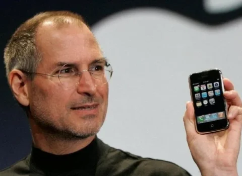 Birinci nəsil “iPhone” hərracda bu qiymətə SATILDI
