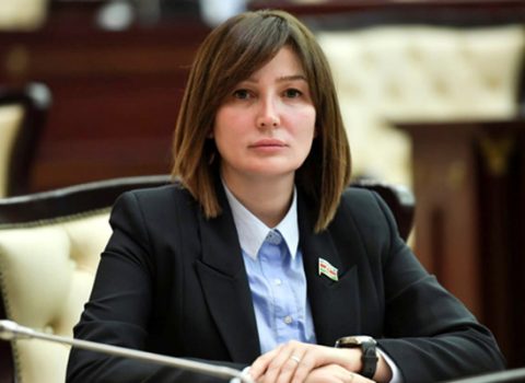 Deputata ağır itki