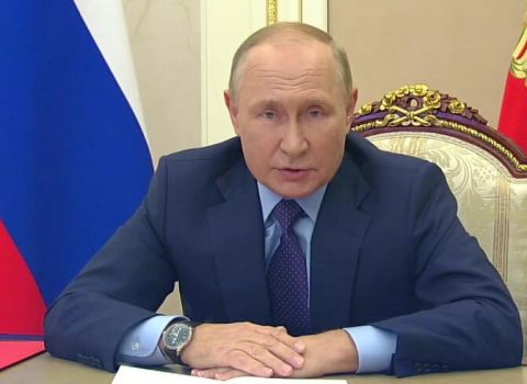 Putin Belarusa işgüzar səfərə getdi