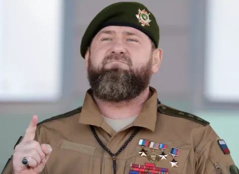 Kadırovun 20 yaşlı qızı Çeçenistanın ali ordeni ilə TƏLTİF EDİLDİ