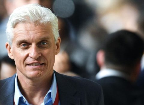 Oleq Tinkov Rusiya vətəndaşlığından İMTİNA ETDİ