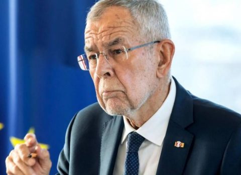 Van der Bellen yenidən Avstriya Prezidenti seçildi