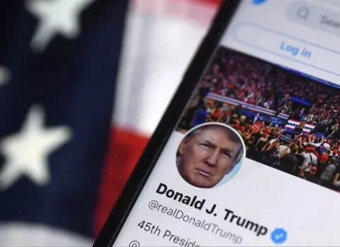 Tramp 7 saat ərzində Twitter-də 25 milyon izləyici topladı – FOTO