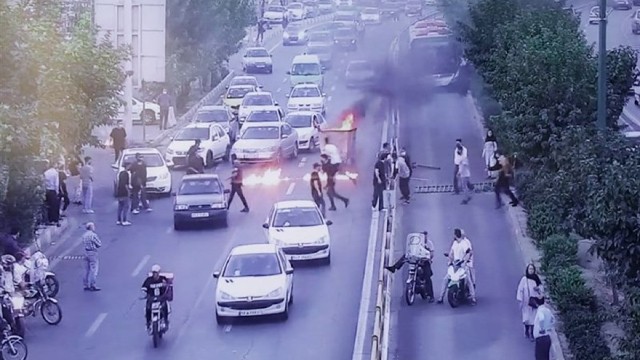 İranda insanlara atəş açıldı: 5 ölü, 15 yaralı – VİDEO / YENİLƏNİB