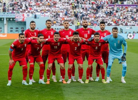 İranlı futbolçular DÇ-2022-nin ilk oyununda öz himnlərini oxumaqdan İMTİNA ETDİLƏR – VİDEO