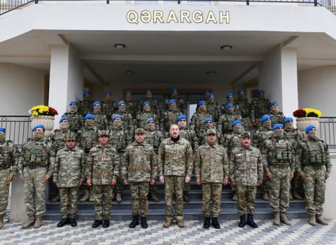Ali Baş Komandan Füzulidə Zəfər Günü münasibətilə hərbçiləri TƏBRİK ETDİ