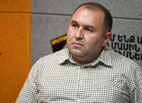 “Paşinyan geri çəkildi: sülh müqaviləsinin imzalanması ehtimalı azdır” – Balasanyan