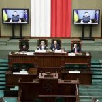 Paşinyanın NÖVBƏTİ SATQINLIĞI:  Deputatları Zelenskinin anti-Rusiya çıxışını ayaqüstə ALQIŞLADILAR